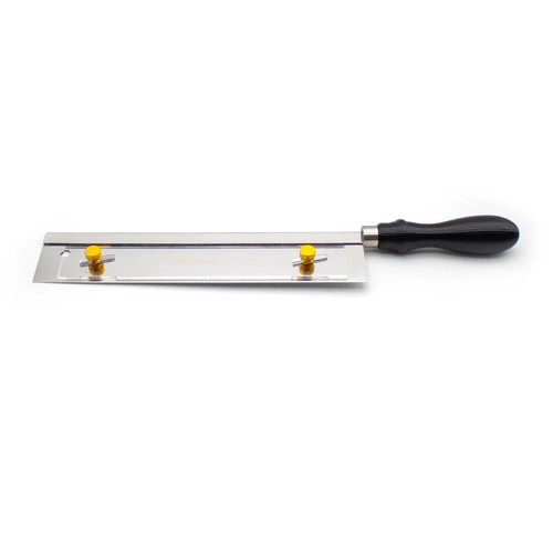 Seghetto manuale per - , chitarra